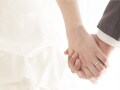 25歳会社員。うつ病により退職をして浪費、借金が50万円ありますが、結婚を考えています