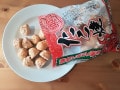 業務スーパー「冷凍たこ焼き」は50個入り1kg！1個10円のコスパで揚げ焼きも◎