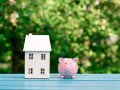 55歳、貯金3700万円。ご近所トラブルがあり、一戸建てに転居を考えております