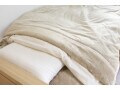 毛布は布団の上か下か…正しい毛布の使い方