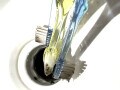 古歯ブラシ、スポンジ… 捨てるのはもったいない！大掃除で意外と重宝する「家にある不用品」の再利用術
