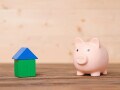 59歳一人暮らしになり、住宅ローン返済と管理費が月14万円ですが、住み続けたいのです