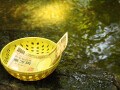 危機時代には「銭洗い」や「おまじない一人旅」でお金持ち体質に？