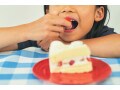 「食マナー」にキレる人々…ケーキのイチゴだけ食べる娘にイラッ！「味変」好きの息子にモヤッ！
