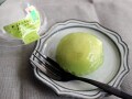 わらび餅なのにメロンクリームソーダ味!? ローソンに新感覚の和スイーツが登場！