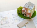 47歳会社員。収入が安定し3年間で950万円の貯蓄を達成。家を建て替えたいが、老後資金が心配です