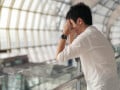 Q. 飛行機に乗るのが怖いです。恐怖感を克服する方法はありますか？