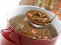 夏は要注意！ 食中毒になりかねない、NGな食品保存4選【家事アドバイザーが解説】