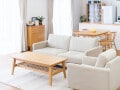 「色の寒暖感」で部屋を快適に！ 秋冬のインテリアのポイントや注意点は？【色のプロが解説】