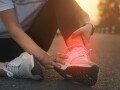 Q. 冷湿布と温湿布はどちらが効きますか？