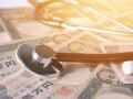 Q. 「自由診療」は高額な分、標準治療よりも効果が優れているのでしょうか？
