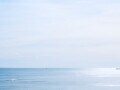 世界中で「青」が好まれるのはなぜ？ 世界の青のバリエーションから魅力を探る