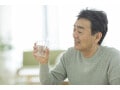 「水は浄水器で十分」63歳男性　物価高でペットボトルをやめ年間4万6800円の節約