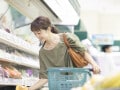 「一生貧乏」はスーパーのカゴの中に表れる？「お金持ちカゴ」に変える4つの工夫