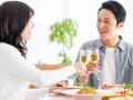 35歳女性「年に2回3000円分の食事券。夫との外食は物をもらうより楽しい」お得感のある株主優待