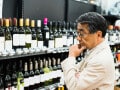 金融資産1億円でも「スーパーを歩き回り値段ウォッチ」65歳男性が大切にしている老後のお金のこと