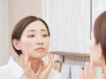 Q. 「頭皮のコリが原因で、顔がたるむ」って本当ですか？