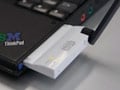 データ通信カードは取り外して持ち運ぶ