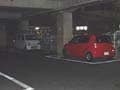 駐車場で強盗被害！女性ドライバーは要警戒