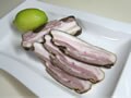 家庭のキッチンで手軽に作れる　手づくりベーコン