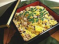 ニ色の華やかお赤飯