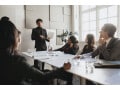 会議で使う英語表現集……とっさに使える表現は？