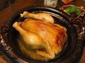 土楽鍋で作る　丸鶏の紹興酒蒸し