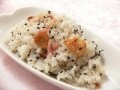 ぷちぷち胡麻入りガーリックライス