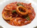 イカのから揚げピリ辛トマトソース煮