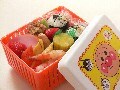 人気！アンパンマンランチボックス