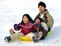 キッズはパラダで雪遊び＆ゲレンデデビュー