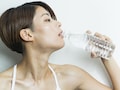 「水を飲む」ダイエットの期間や効果的なタイミング・適量とは？
