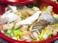 タジンで作る鶏と鱈の蒸し鍋