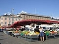 北欧の味覚が集合、港のマーケット広場／フィンランド