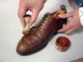 スムースレザーの革靴のお手入れ方法！揃えるケアアイテム一覧