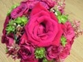 季節のお花で楽しむプチアレンジVol.4　情熱の「赤いバラ」のトピアリー