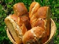 パンにもこだわりを持つ9人のガイド達の大好きなパン　グルメガイドの美味しいパン情報