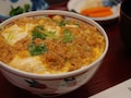 三島が愛した料亭の親子丼　末げん【新橋】