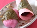 桜餅、関東風と関西風はどちらが好き？葉は食べる？