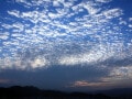 うろこ雲・さば雲・いわし雲・羊雲……「秋の雲」の見分け方