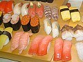 年を取ると生まれ育った食べ物に戻る？