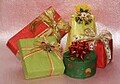 外国の家族にクリスマスプレゼントを贈る