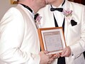 カナダで結婚式を挙げたゲイカップル