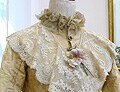 穐葉アンティークジュウリー美術館の特別展　ヴィクトリア女王の結婚式に学べ