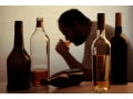 アルコール依存症の特徴・症状・原因