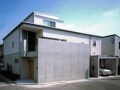 中庭で緩やかに繋がる二世帯住宅［蓮根の家］