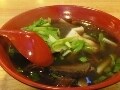 トマト牛肉麺が女性に人気、感恩牛羊肉小館／台北
