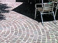 ミニイタリア石畳の路地裏、椅子のある風景