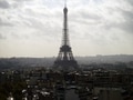 パリの象徴 「エッフェル塔」