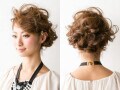 ソフトモヒカン風アレンジ……ショートヘアの女性におすすめ！